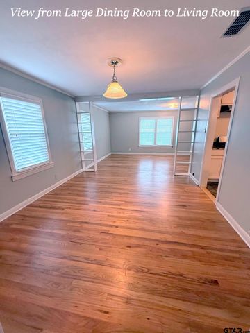 902 W 9th St., Tyler, TX 75701