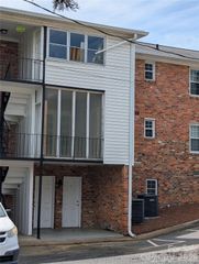 916 Mcalway Road D, Charlotte, NC 28211