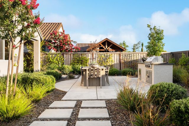 9450 Preservation St, Roseville, CA 95747