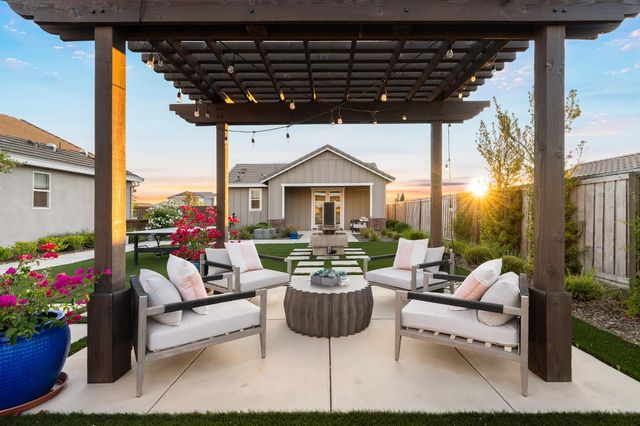9450 Preservation St, Roseville, CA 95747
