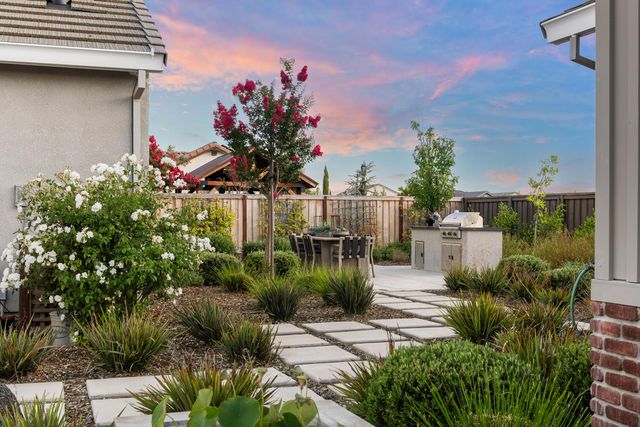 9450 Preservation St, Roseville, CA 95747