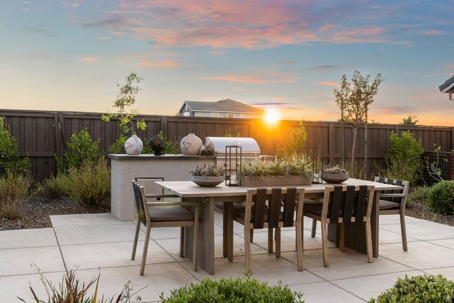 9450 Preservation St, Roseville, CA 95747