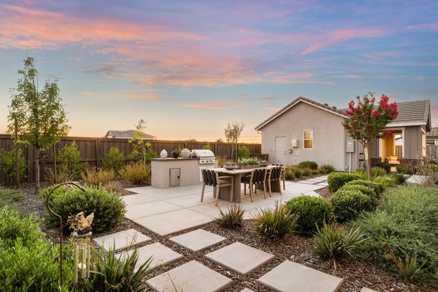9450 Preservation St, Roseville, CA 95747