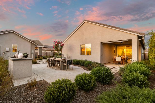 9450 Preservation St, Roseville, CA 95747