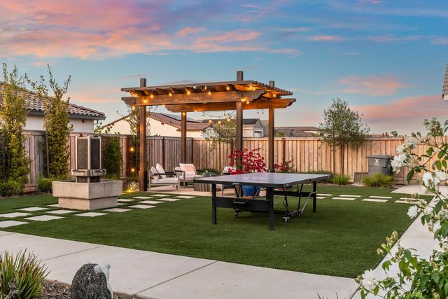 9450 Preservation St, Roseville, CA 95747