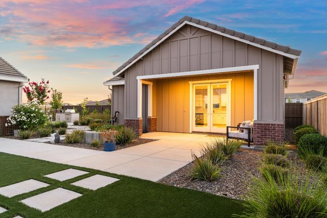9450 Preservation St, Roseville, CA 95747