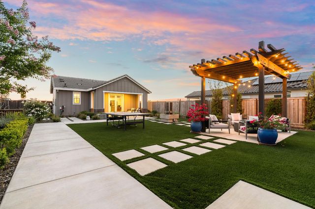 9450 Preservation St, Roseville, CA 95747