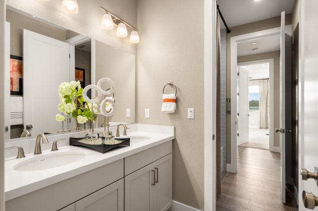 9450 Preservation St, Roseville, CA 95747
