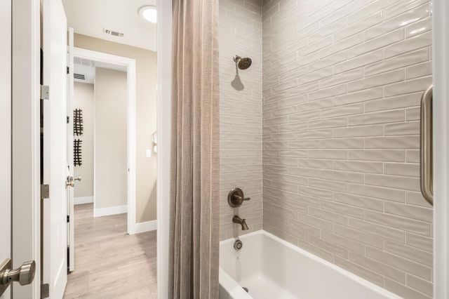 9450 Preservation St, Roseville, CA 95747