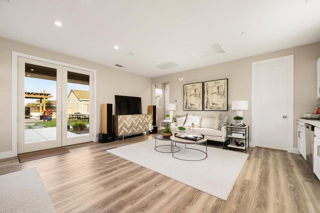 9450 Preservation St, Roseville, CA 95747