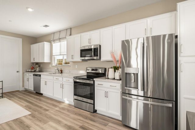 9450 Preservation St, Roseville, CA 95747