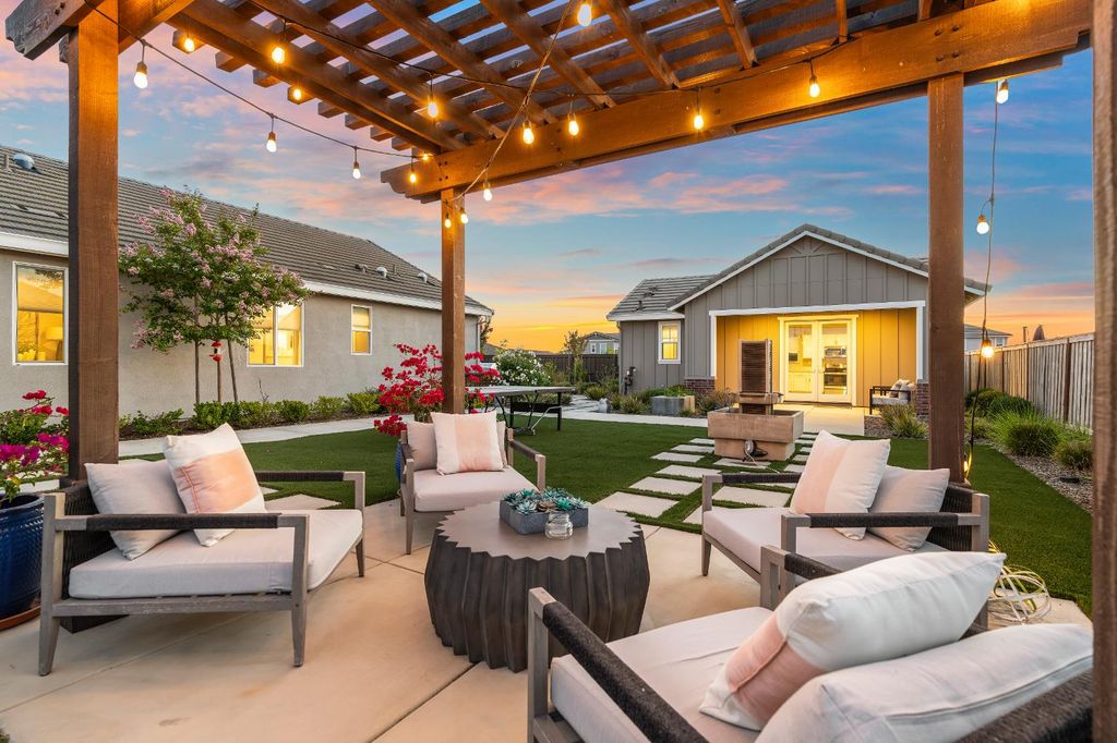 9450 Preservation St, Roseville, CA 95747