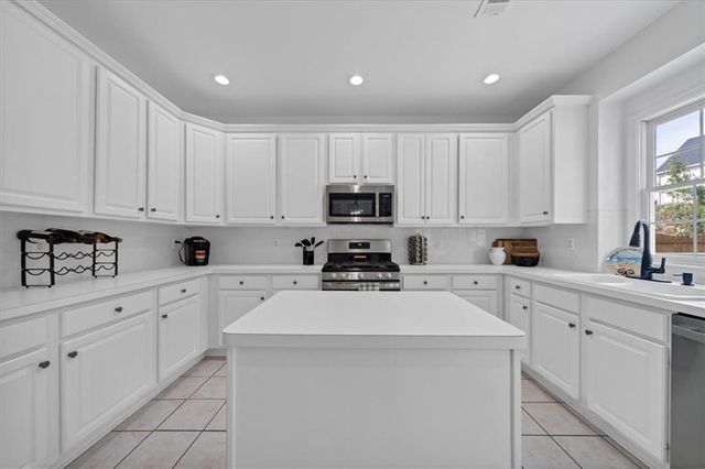 925 PEBBLESTONE Court, Alpharetta, GA 30009