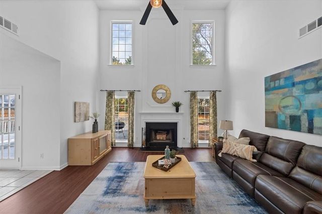 925 PEBBLESTONE Court, Alpharetta, GA 30009