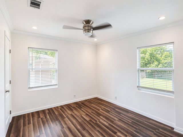 1414 N Binkley Avenue, Sherman, TX 75092