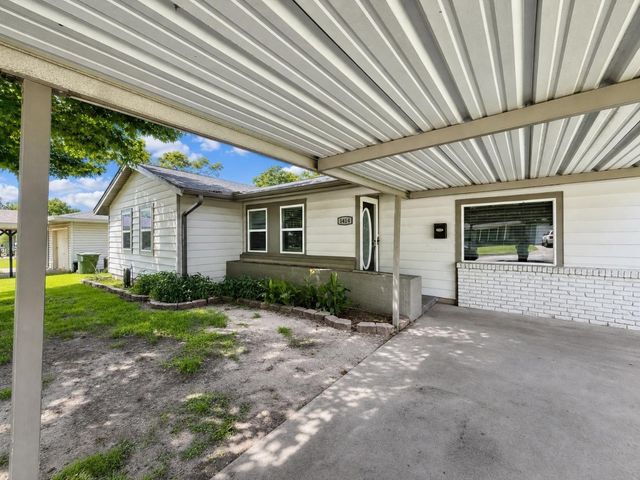 1414 N Binkley Avenue, Sherman, TX 75092