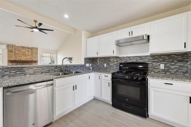 7534 Eight Willows, Missouri City, TX 77489