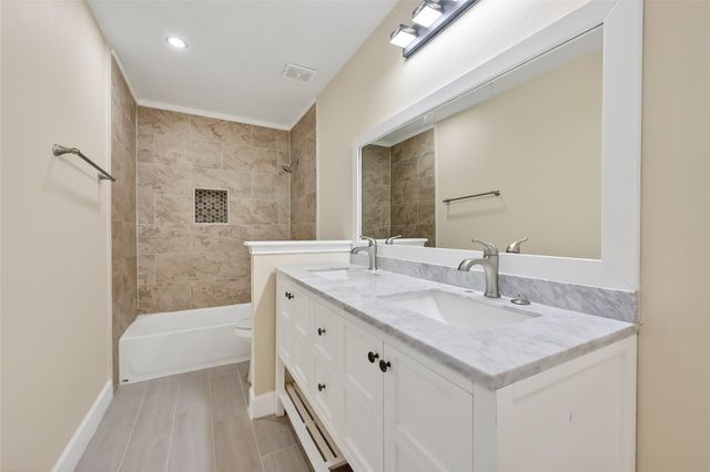 7534 Eight Willows, Missouri City, TX 77489