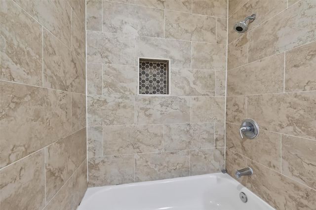 7534 Eight Willows, Missouri City, TX 77489