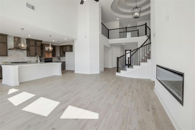 436 Hollister DR, Liberty Hill, TX 78642
