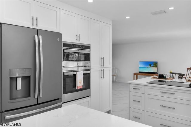 178 Torrey Pines PT, Naples, FL 34113