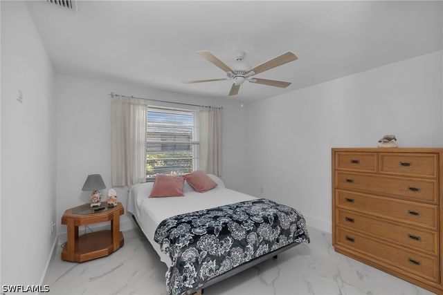 178 Torrey Pines PT, Naples, FL 34113