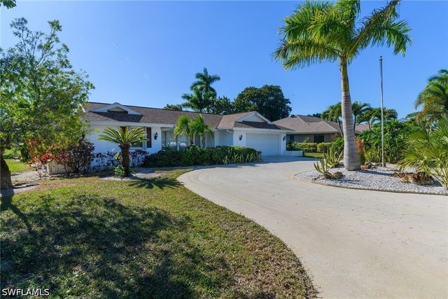 178 Torrey Pines PT, Naples, FL 34113