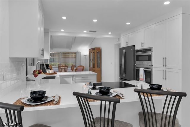 178 Torrey Pines PT, Naples, FL 34113