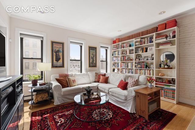 657 W 183rd Street, New York City, NY 10033