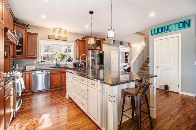 6774 Mears Road, Ludington, MI 49431