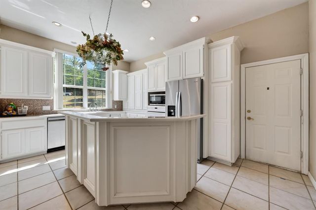 3201 Wakefield Lane, Choctaw, OK 73020