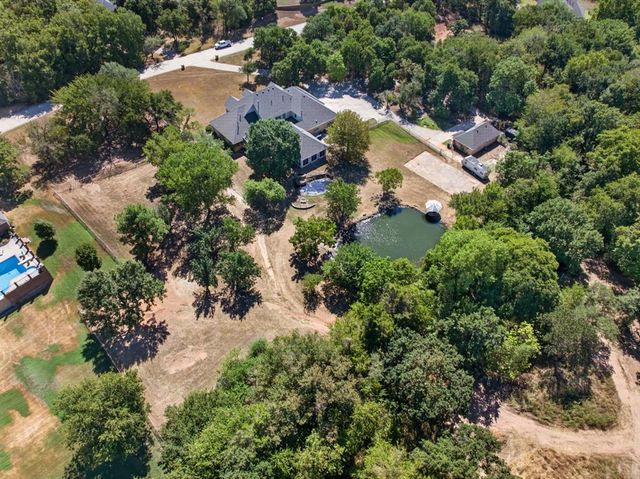 3201 Wakefield Lane, Choctaw, OK 73020