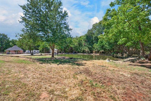 3201 Wakefield Lane, Choctaw, OK 73020