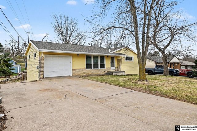 1405 Freeman Drive, Bellevue, NE 68005