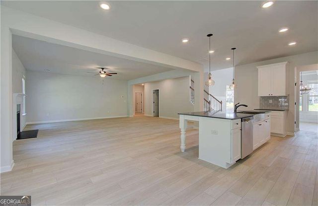 258 Linford Drive, Locust Grove, GA 30248