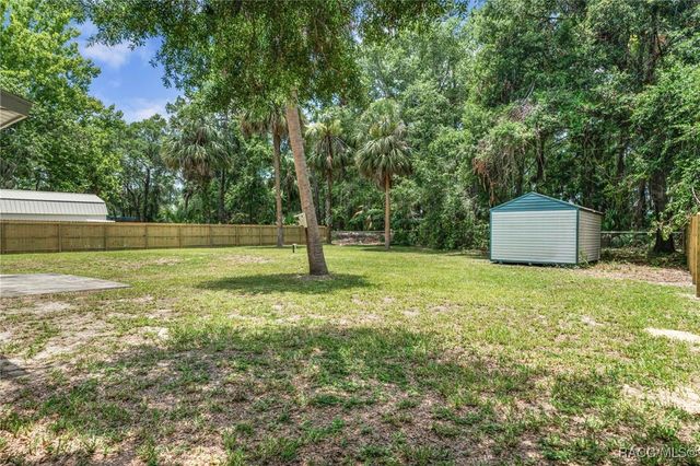 3410 N Bay Avenue, Crystal River, FL 34428