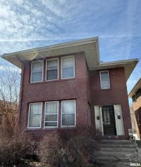 905 N WESTERN Avenue, West Peoria, IL 61604