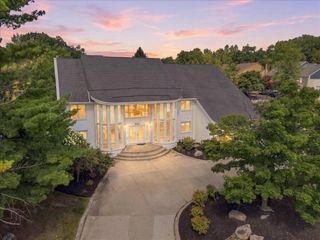 6122 Trailwood Lane, West Bloomfield Twp, MI 48322