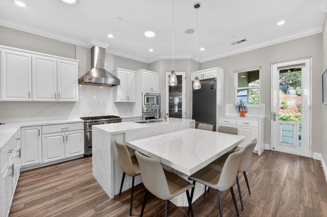 2129 Outrigger Dr, El Dorado Hills, CA 95762