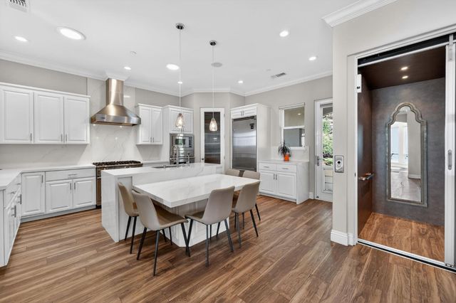 2129 Outrigger Dr, El Dorado Hills, CA 95762