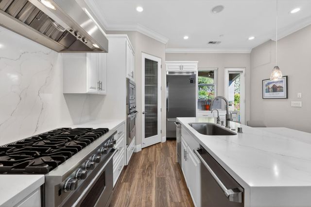 2129 Outrigger Dr, El Dorado Hills, CA 95762