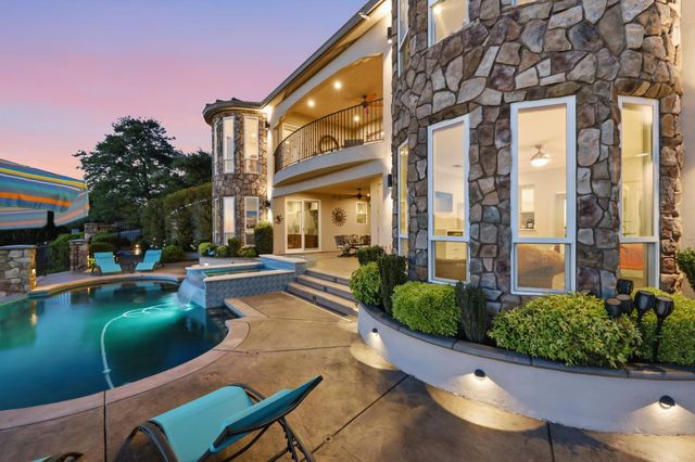 2129 Outrigger Dr, El Dorado Hills, CA 95762