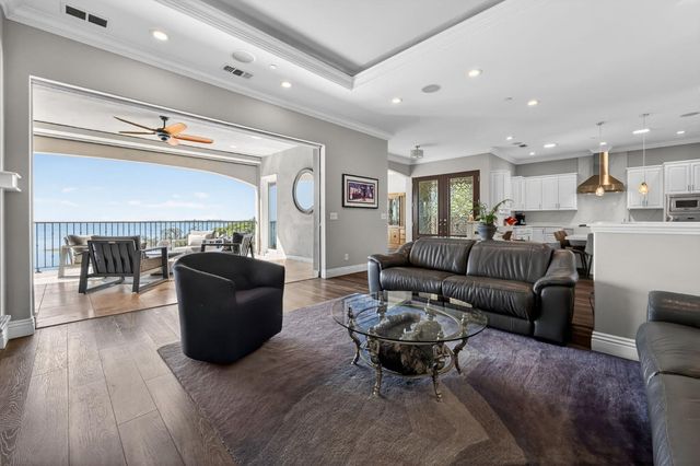 2129 Outrigger Dr, El Dorado Hills, CA 95762