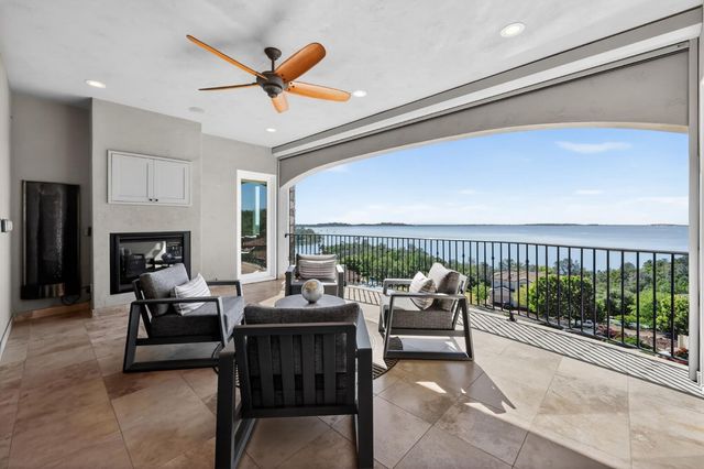 2129 Outrigger Dr, El Dorado Hills, CA 95762