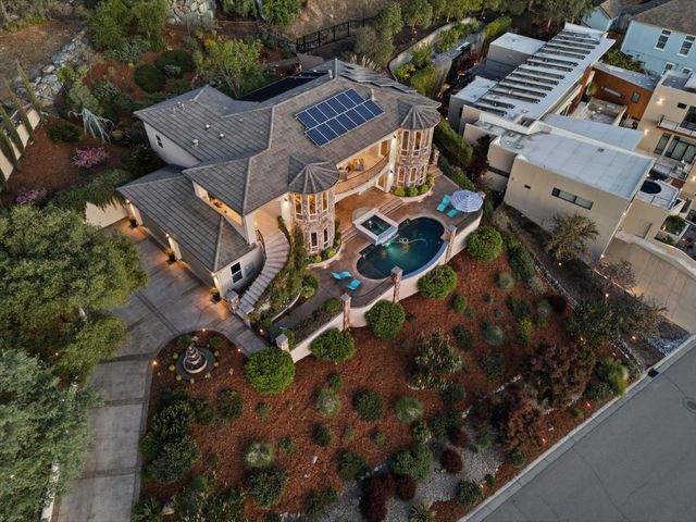 2129 Outrigger Dr, El Dorado Hills, CA 95762