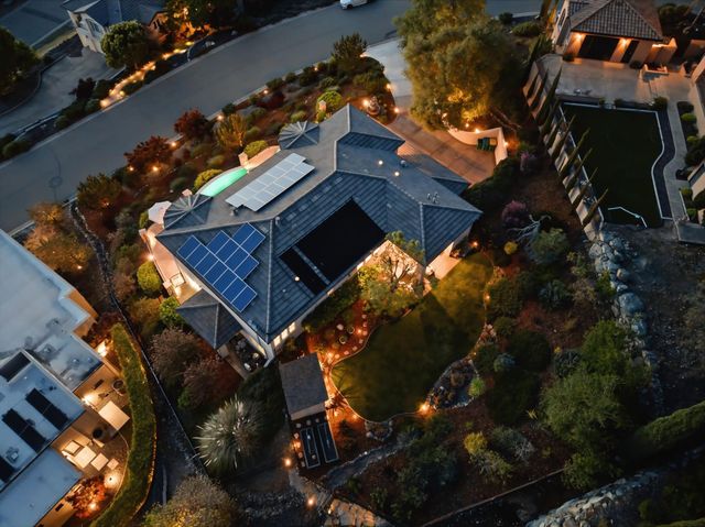 2129 Outrigger Dr, El Dorado Hills, CA 95762