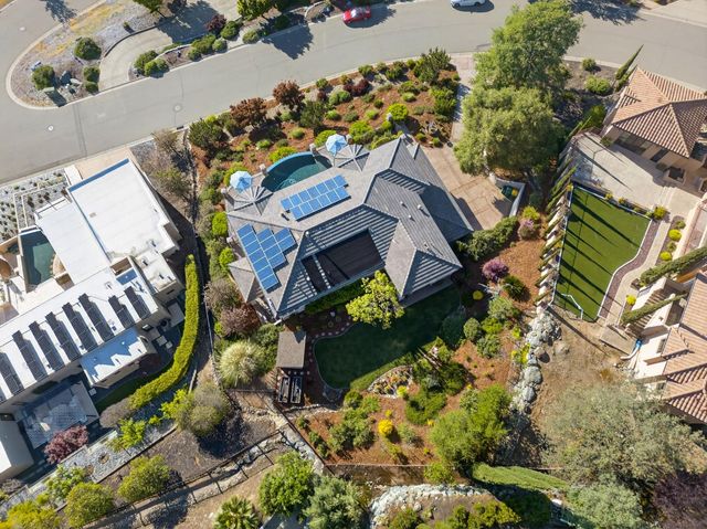 2129 Outrigger Dr, El Dorado Hills, CA 95762