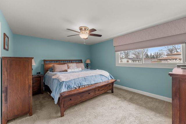 19727 Greenview Avenue, Mokena, IL 60448