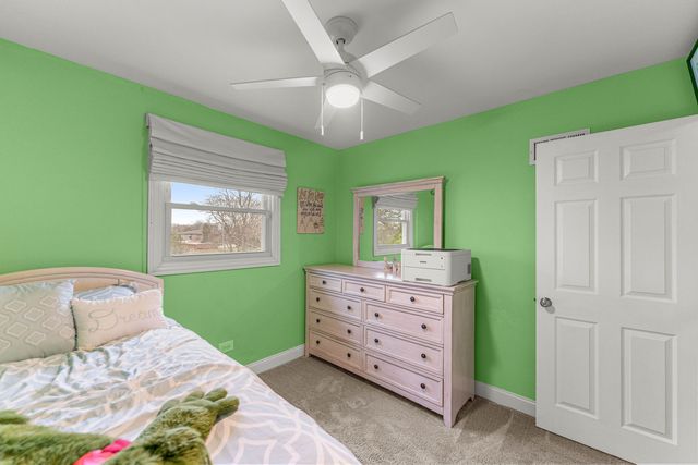 19727 Greenview Avenue, Mokena, IL 60448