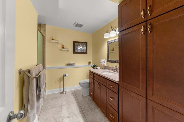 19727 Greenview Avenue, Mokena, IL 60448